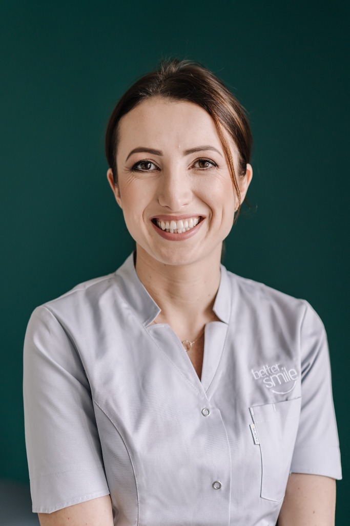 lekarz stomatolog specjalista stomatologii dziecięcej Anna Mizerska-Żurowska
